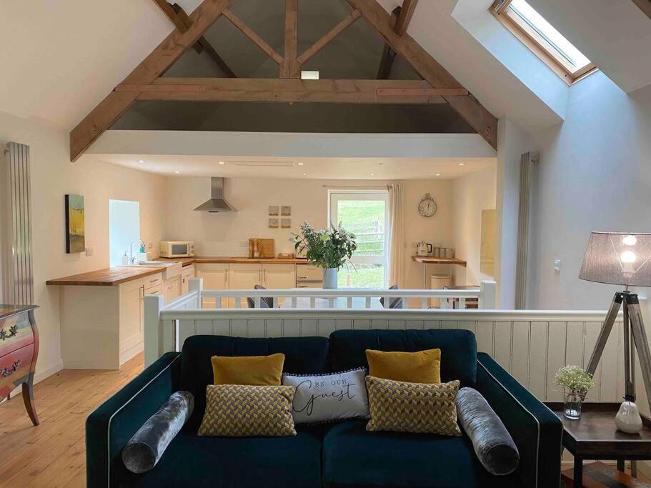 Luxury Peak District 2 Bedroom Boutique Cottage Two Dales Екстериор снимка