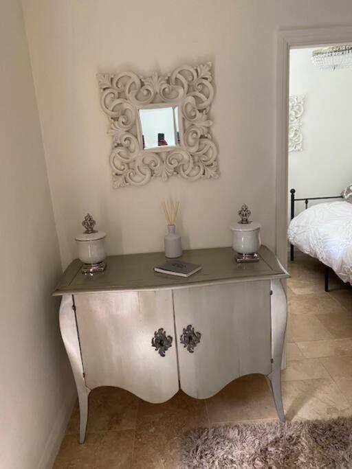 Luxury Peak District 2 Bedroom Boutique Cottage Two Dales Екстериор снимка